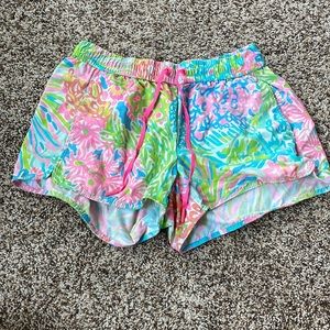 Lily Pulitzer luxletic shorts size xs
